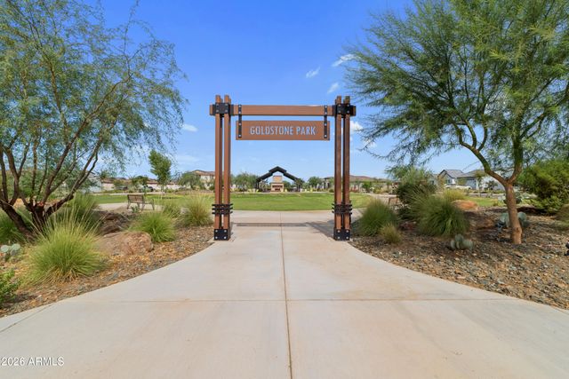 1135 W TREASURE Trail, Apache Junction, AZ 85120