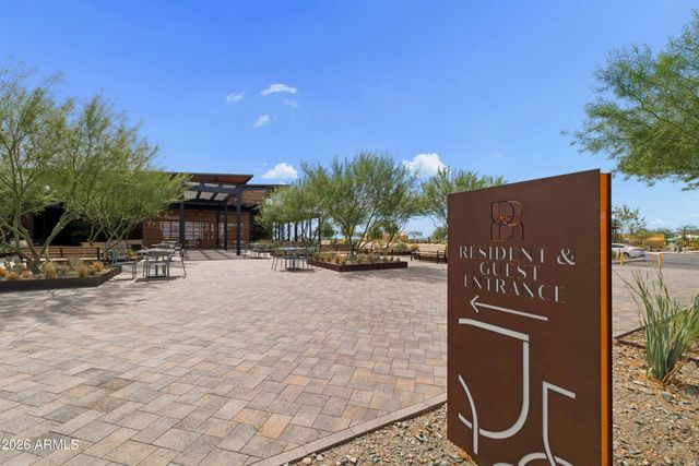 1135 W TREASURE Trail, Apache Junction, AZ 85120