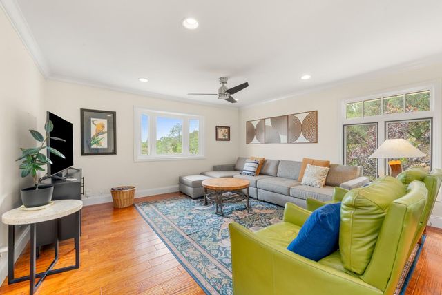 638 Oakhaven Rd, Auburn, CA 95603