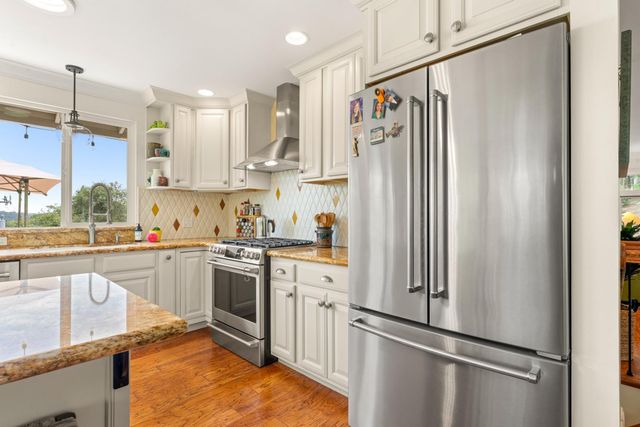 638 Oakhaven Rd, Auburn, CA 95603