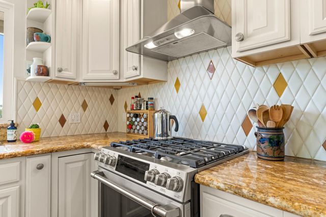 638 Oakhaven Rd, Auburn, CA 95603