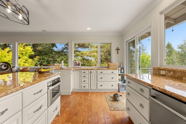 638 Oakhaven Rd, Auburn, CA 95603