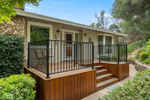 638 Oakhaven Rd, Auburn, CA 95603