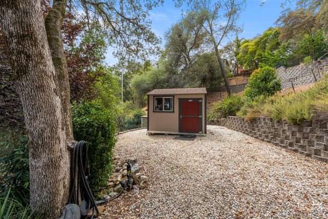 638 Oakhaven Rd, Auburn, CA 95603