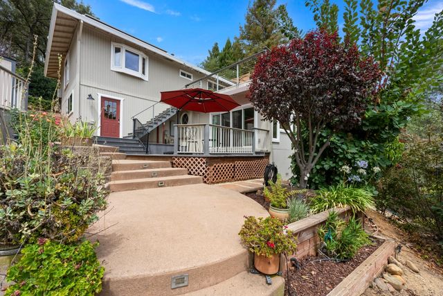 638 Oakhaven Rd, Auburn, CA 95603