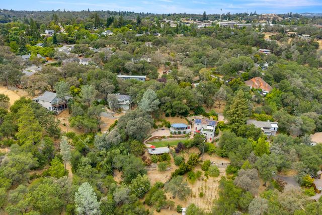 638 Oakhaven Rd, Auburn, CA 95603