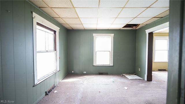 148 Oak Street, Elyria, OH 44035