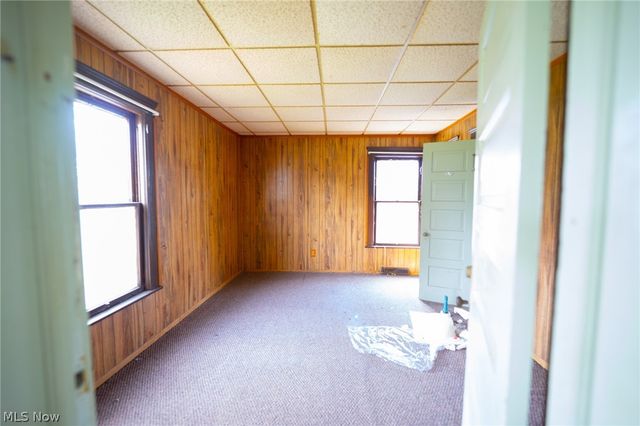 148 Oak Street, Elyria, OH 44035