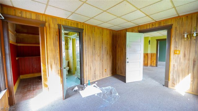 148 Oak Street, Elyria, OH 44035