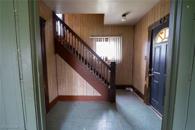 148 Oak Street, Elyria, OH 44035