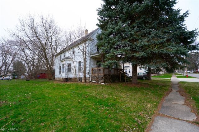 148 Oak Street, Elyria, OH 44035