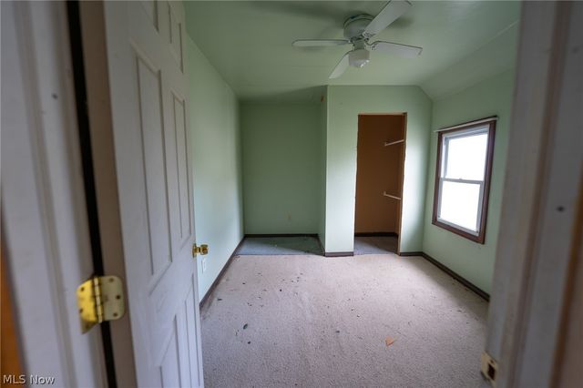 148 Oak Street, Elyria, OH 44035