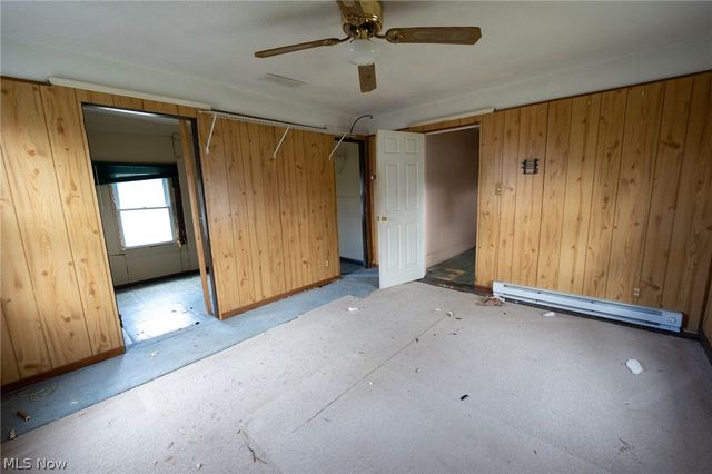 148 Oak Street, Elyria, OH 44035