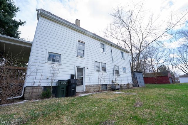 148 Oak Street, Elyria, OH 44035