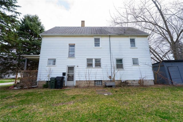148 Oak Street, Elyria, OH 44035