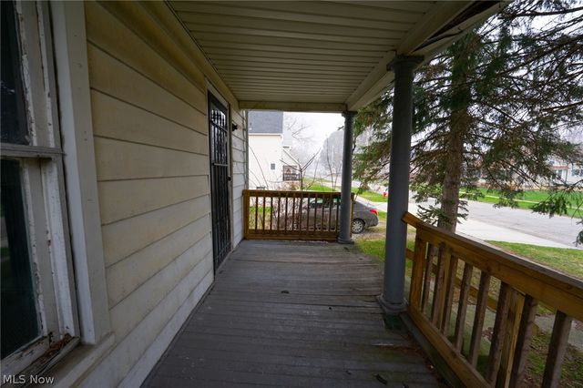 148 Oak Street, Elyria, OH 44035