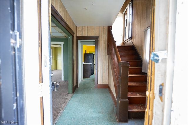 148 Oak Street, Elyria, OH 44035