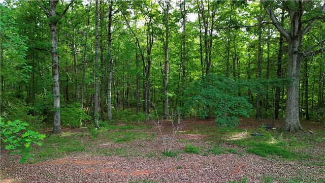380 Honeysuckle Drive, Mountain Rest, SC 29664