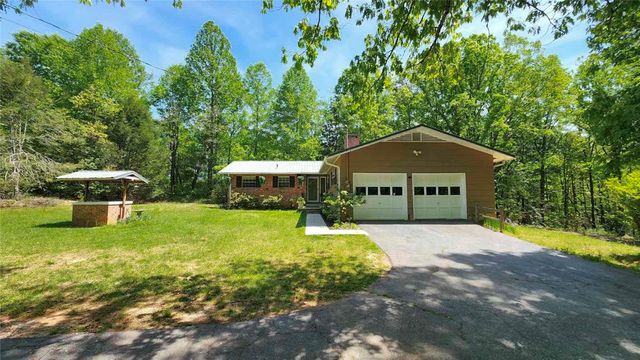 380 Honeysuckle Drive, Mountain Rest, SC 29664