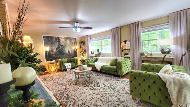 380 Honeysuckle Drive, Mountain Rest, SC 29664