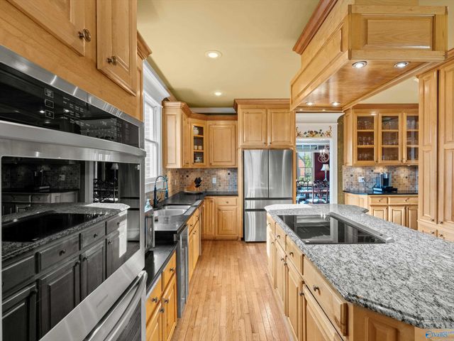 2703 Deford Mill Road SE, Owens Cross Roads, AL 35763