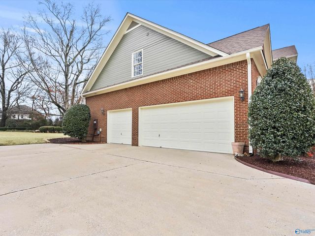 2703 Deford Mill Road SE, Owens Cross Roads, AL 35763