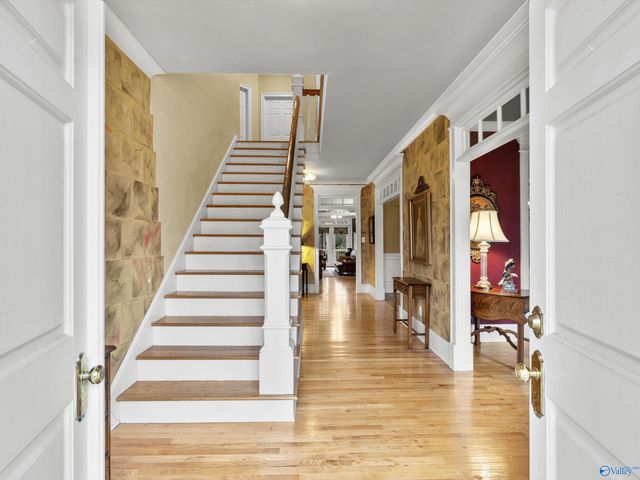 2703 Deford Mill Road SE, Owens Cross Roads, AL 35763