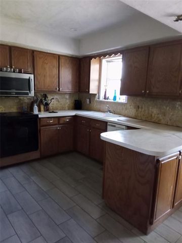 17508 Durbin Park Road, Edmond, OK 73003