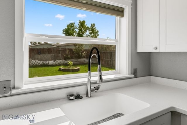 806 Oakwood Drive, Belgrade, MT 59714