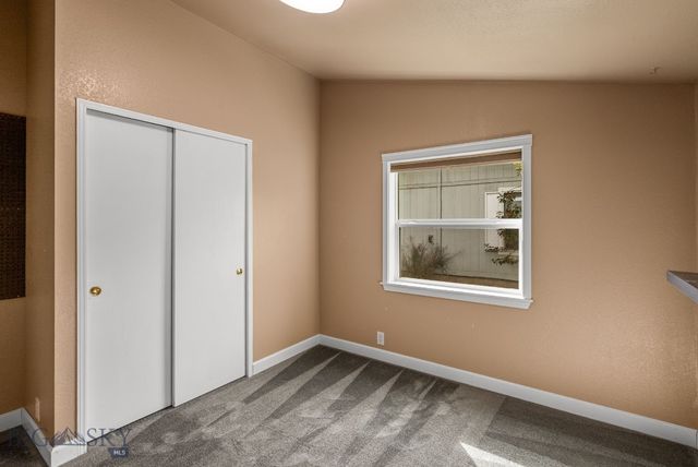 806 Oakwood Drive, Belgrade, MT 59714