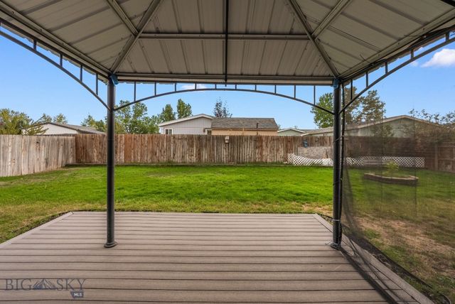 806 Oakwood Drive, Belgrade, MT 59714