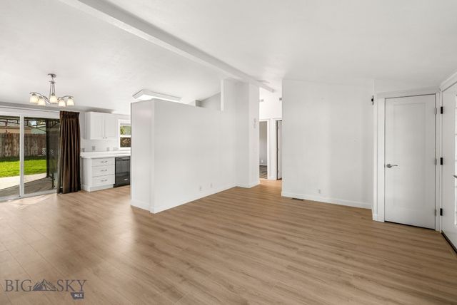 806 Oakwood Drive, Belgrade, MT 59714