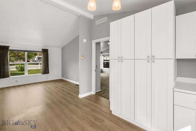 806 Oakwood Drive, Belgrade, MT 59714