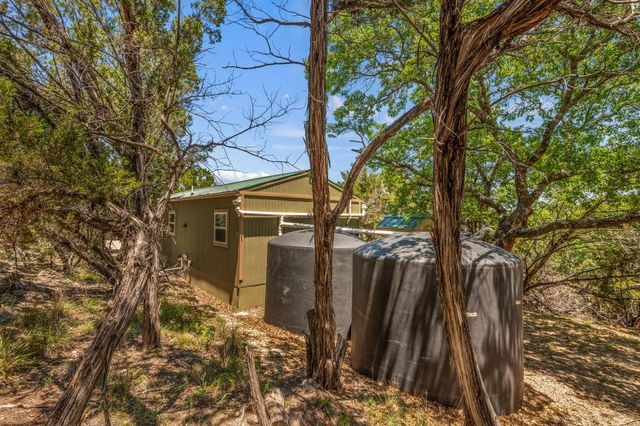 6925 White Hills LN, Marble Falls, TX 78654