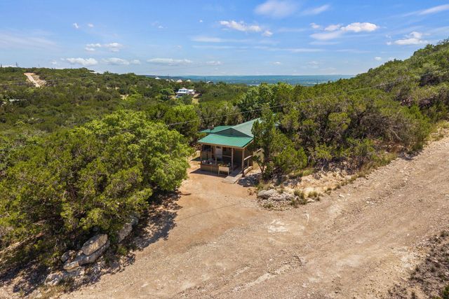 6925 White Hills LN, Marble Falls, TX 78654
