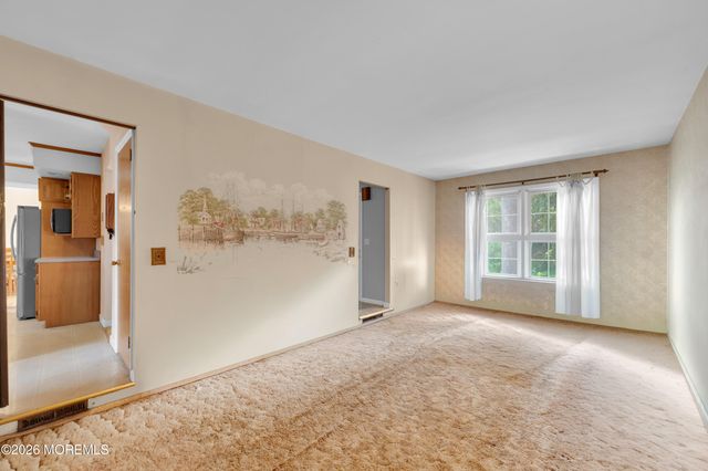 1055 Bell Street, Toms River, NJ 08753