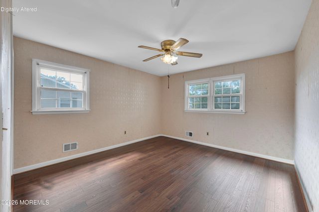 1055 Bell Street, Toms River, NJ 08753