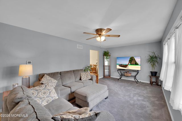 1055 Bell Street, Toms River, NJ 08753