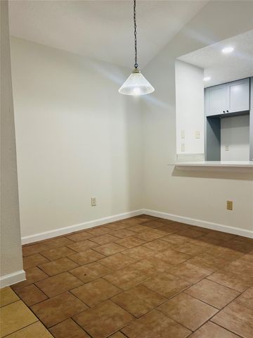 3739 Varla Lane, Houston, TX 77014