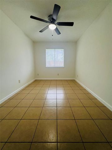 3739 Varla Lane, Houston, TX 77014