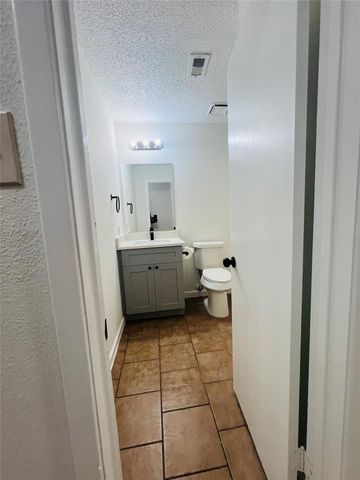 3739 Varla Lane, Houston, TX 77014