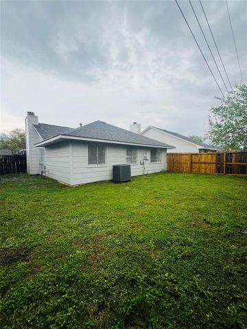 3739 Varla Lane, Houston, TX 77014