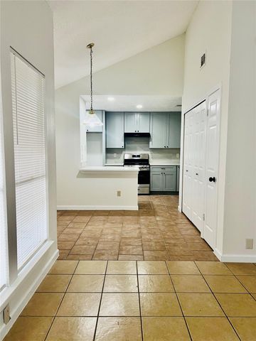 3739 Varla Lane, Houston, TX 77014