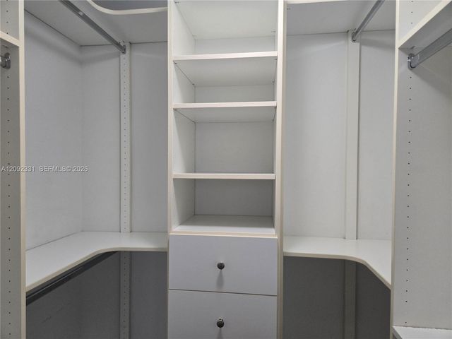 31 SE 6th Street 503, Miami, FL 33131