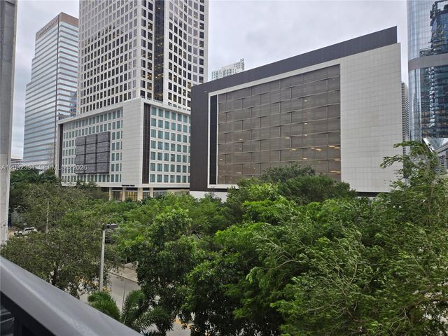 31 SE 6th Street 503, Miami, FL 33131