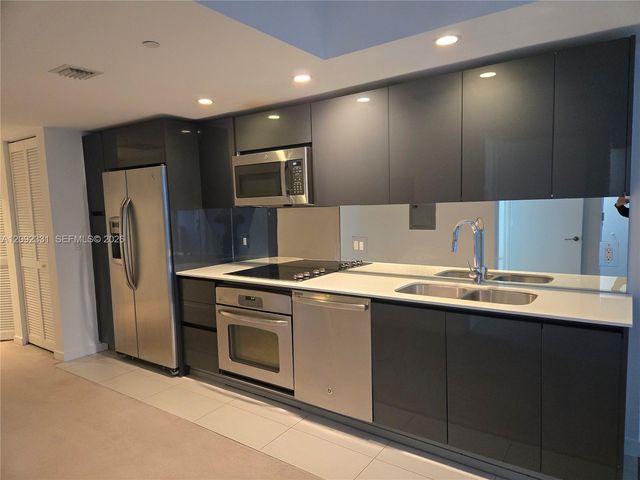 31 SE 6th Street 503, Miami, FL 33131