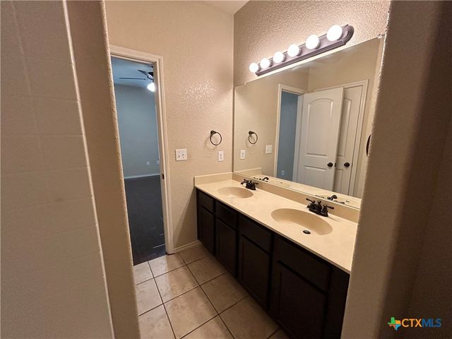 692 Creekside Circle, New Braunfels, TX 78130