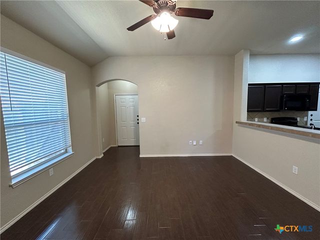 692 Creekside Circle, New Braunfels, TX 78130