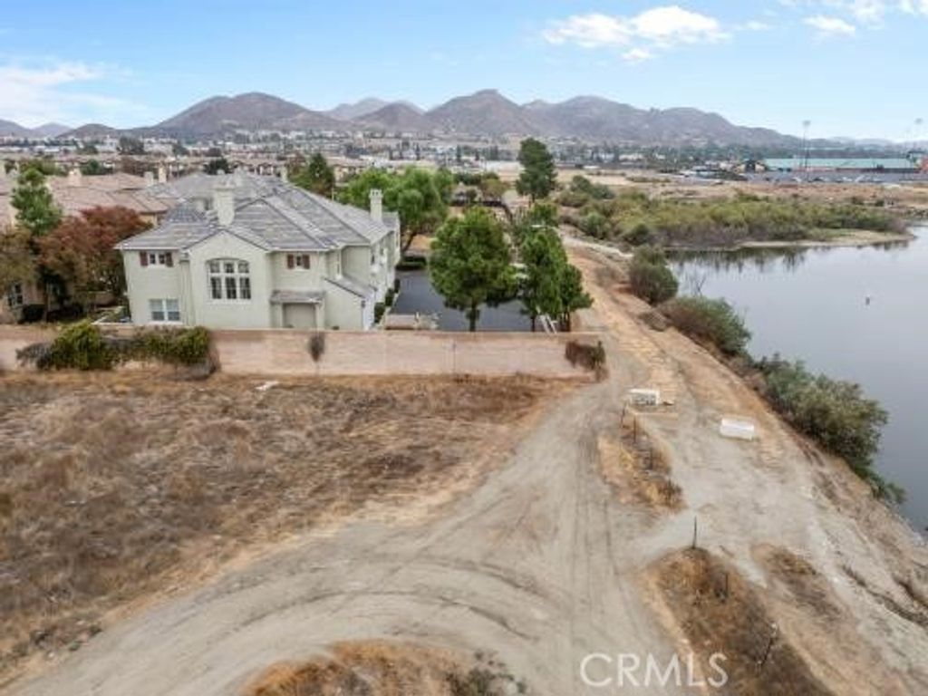 1 Lake Park Street, Lake Elsinore, CA 92530 — photo 4