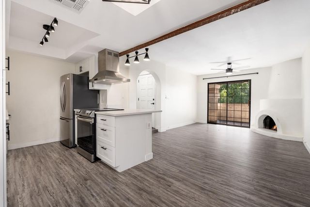 7557 N Dreamy Draw Drive Unit 219, Phoenix, AZ 85020